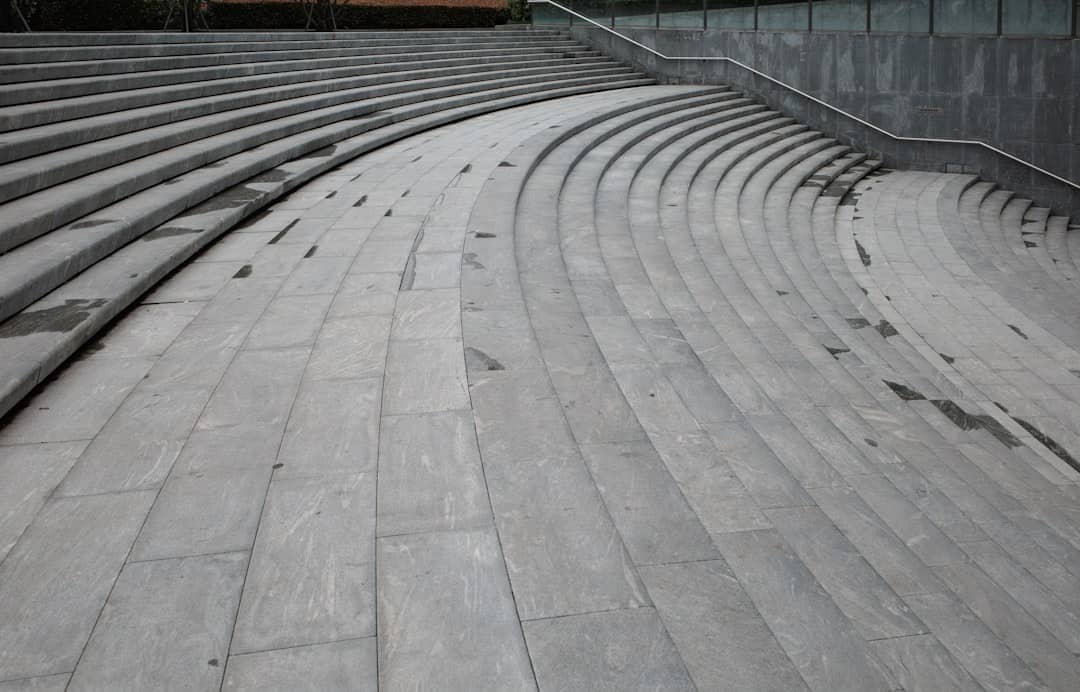 Nettoyage de carrelage et grès cérame extérieur